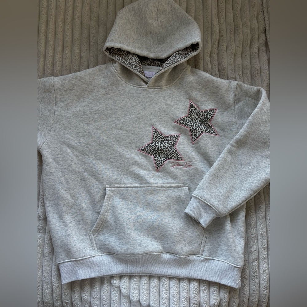 Prisana Bay Leopard Hoodie in Heather Grey